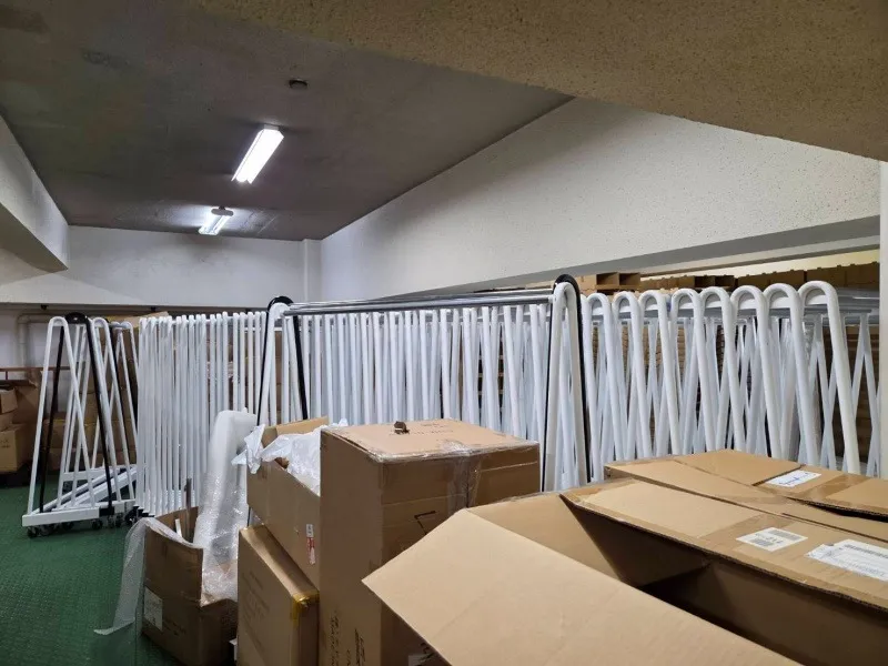 ゼット型什器の回収